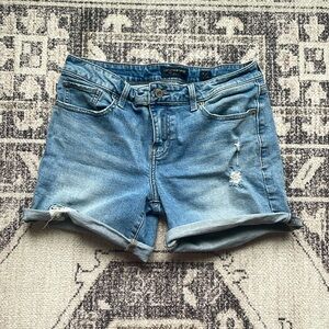 Lucky Brand women’s shorts size 6 /28 “The Roll Up”